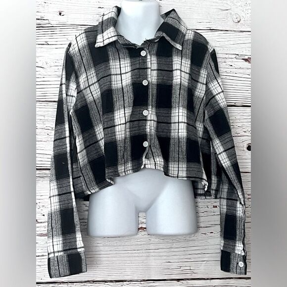 Girl Cropped Plaid Button Down Shirt - Picture 1 of 6